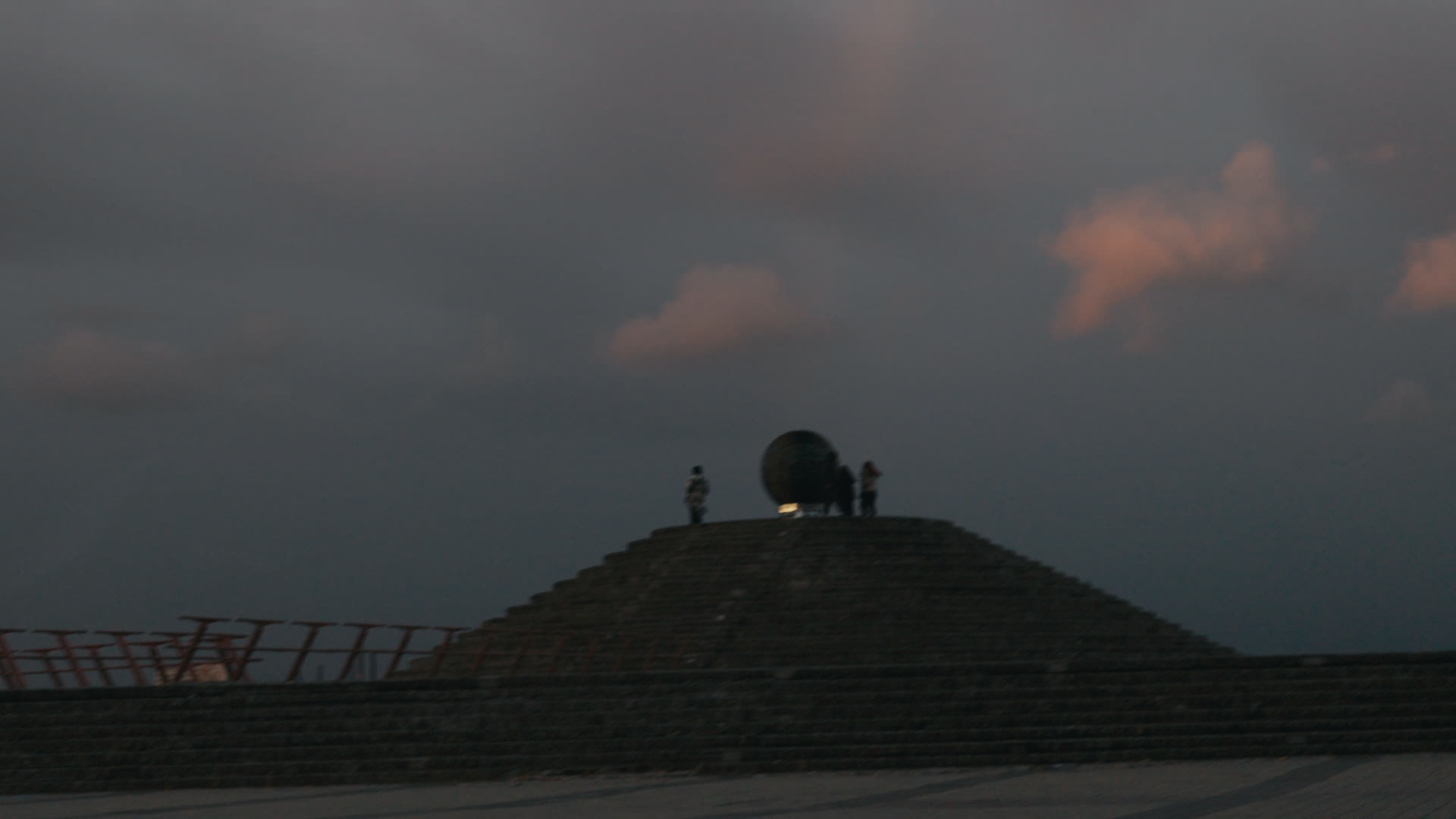 Keyframe: ZV-E1 20251101_0533